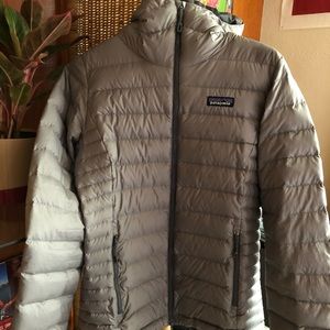 Patagonia Women’s Down Sweater Hoody Jacket